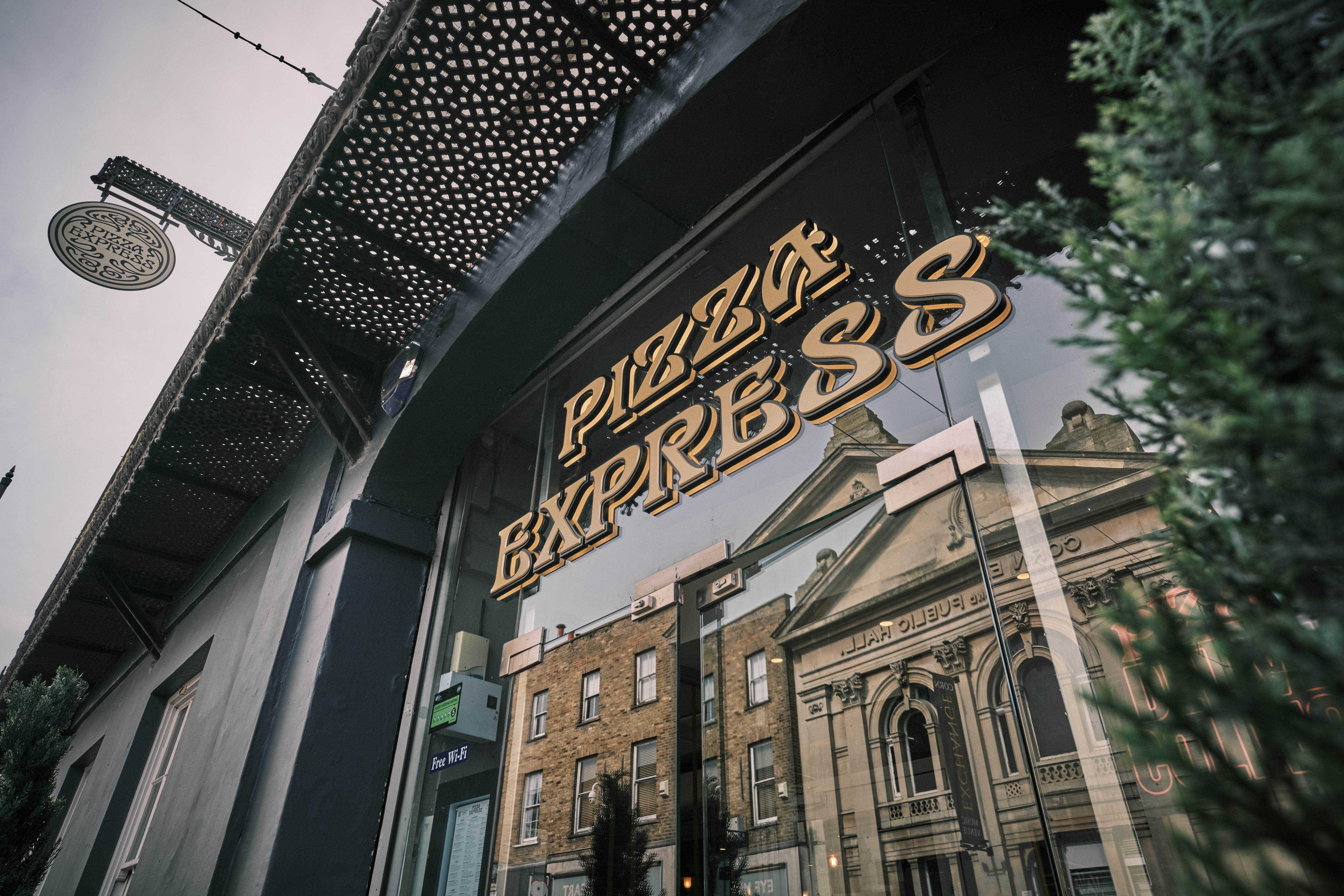 Pizzaexpress Hertford Details 22