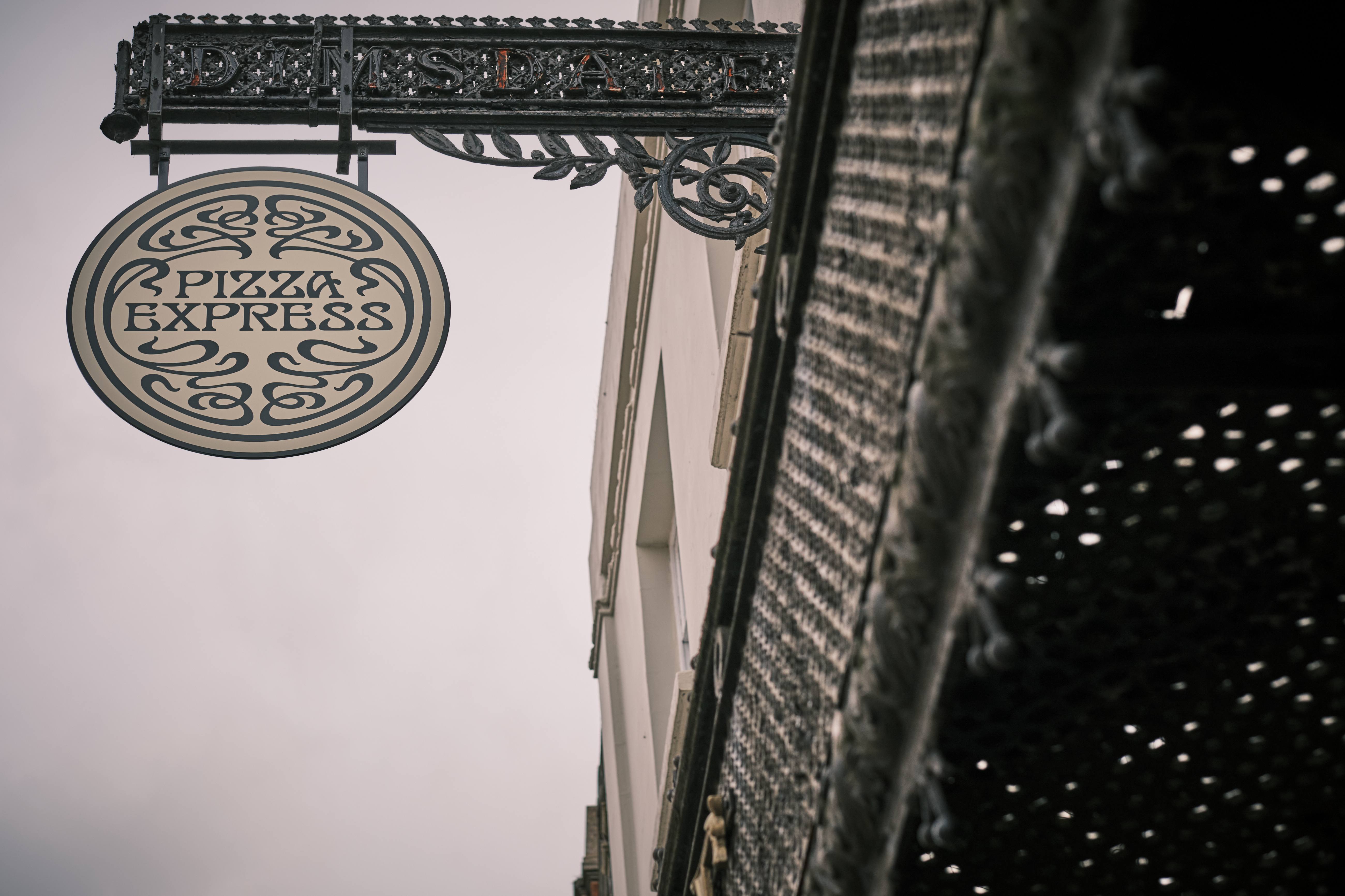 Pizzaexpress Hertford Details 40