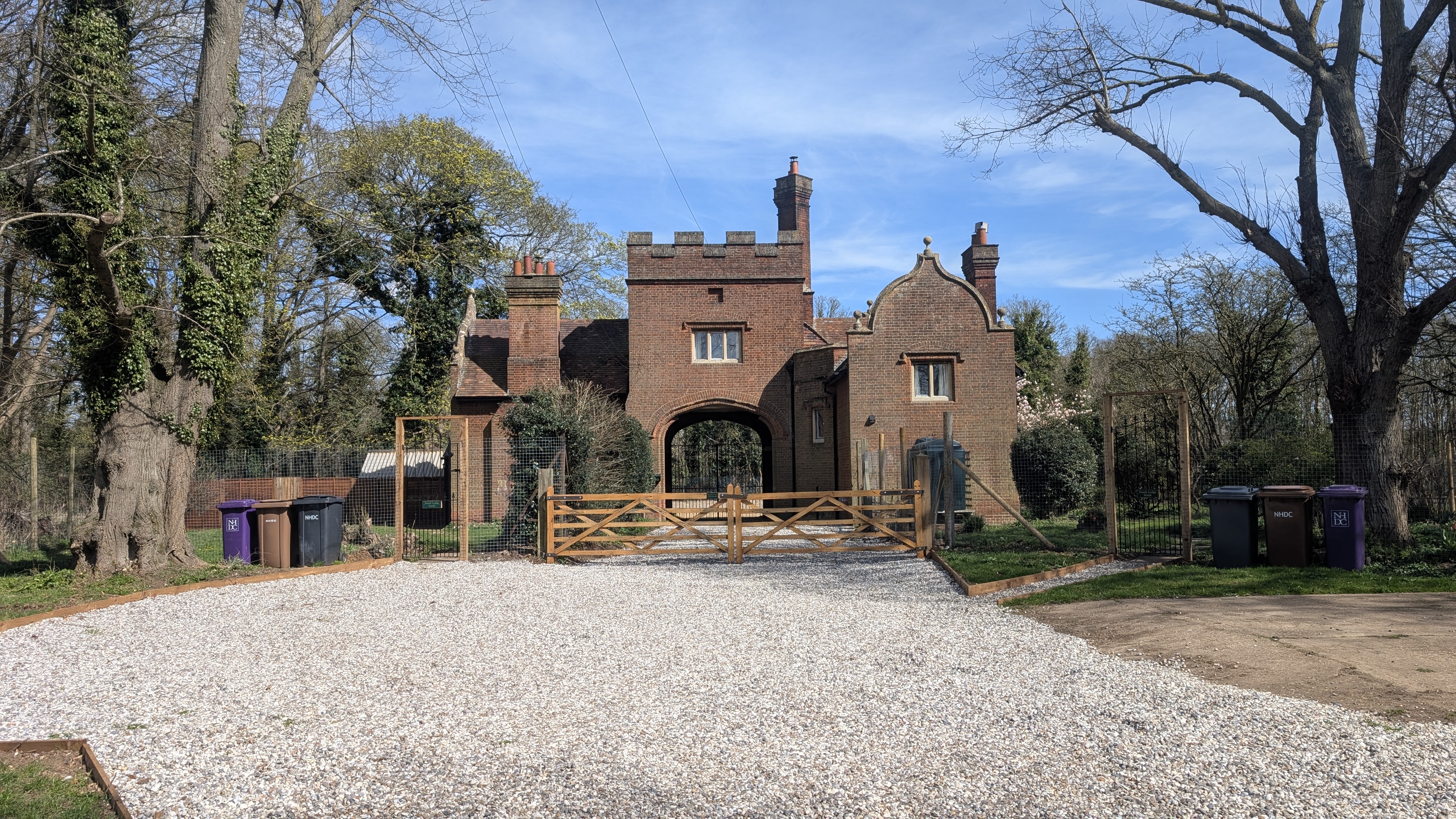 PXL 20250331 115931770