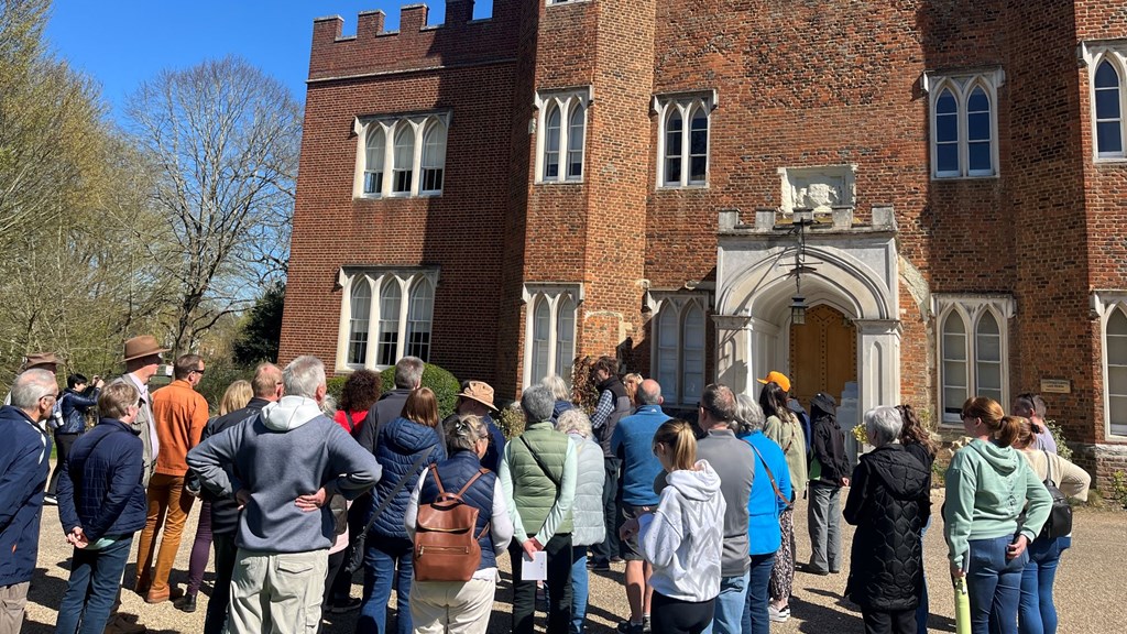 Guided Walk Hertford Castle April 2025