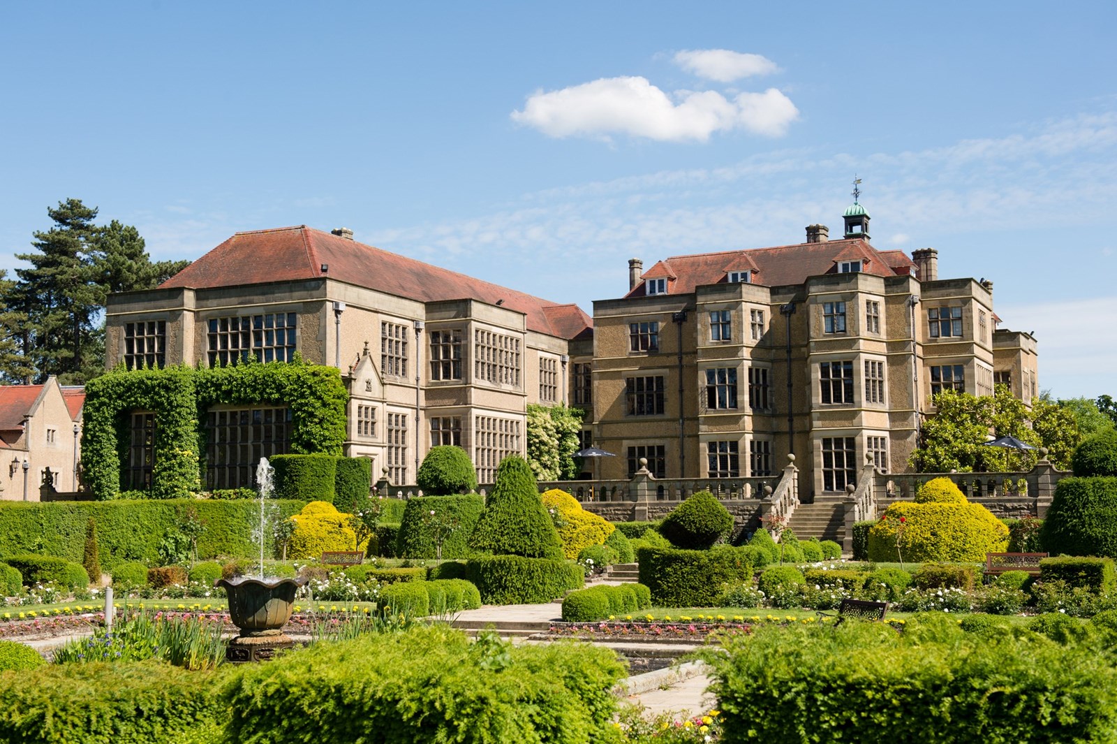 be5933c0-369c-40a1-a5ad-2ac78aa6845a-Fanhams Hall Hero Shot.jpg