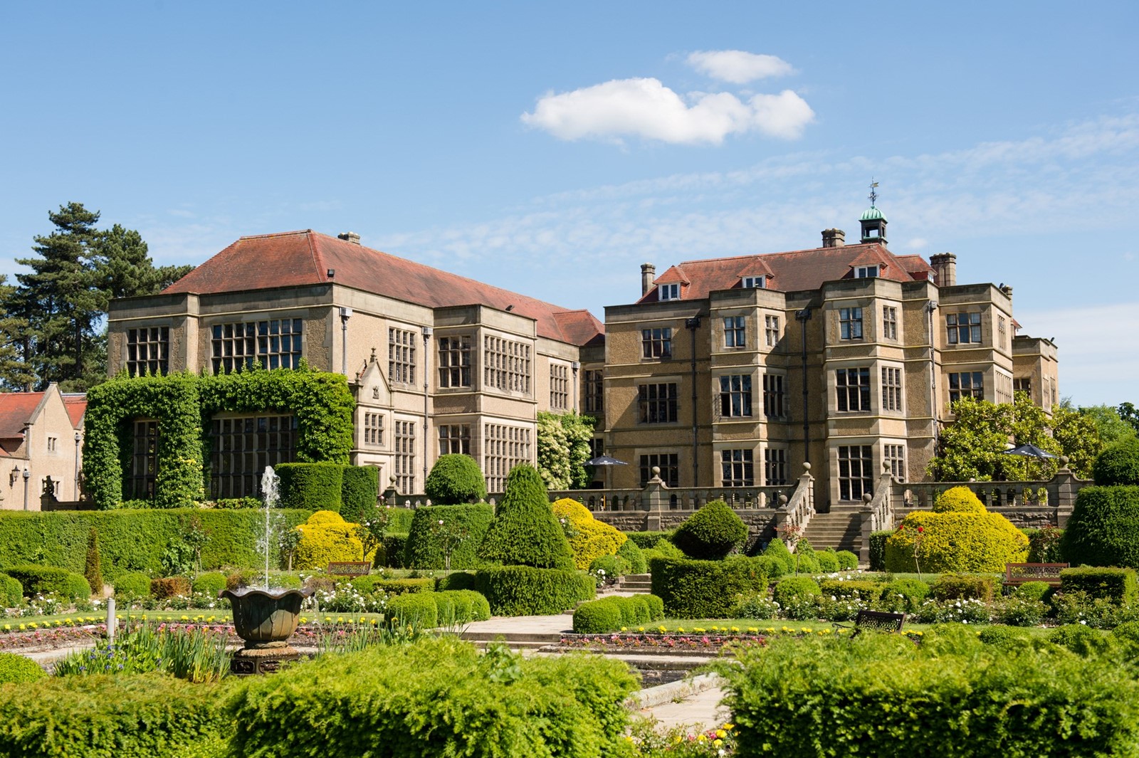 54cd11c5-ff96-432e-b083-0aaea309feeb-Fanhams Hall Hero Shot.jpg