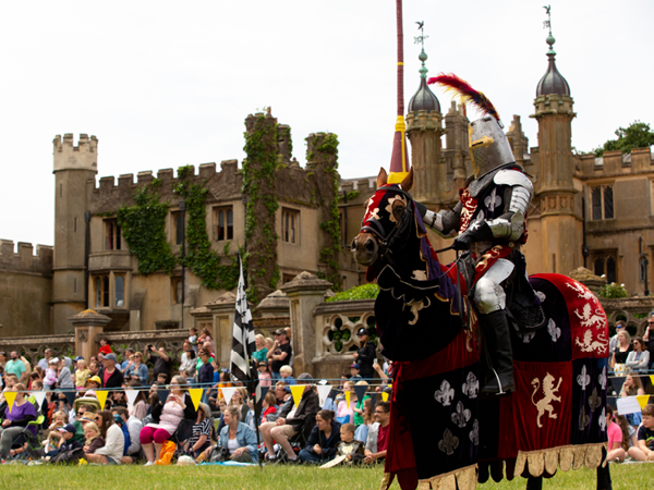 777e3f6e-4ba0-4dcc-9d00-e905441bc97b-Jousting knebworth house.png