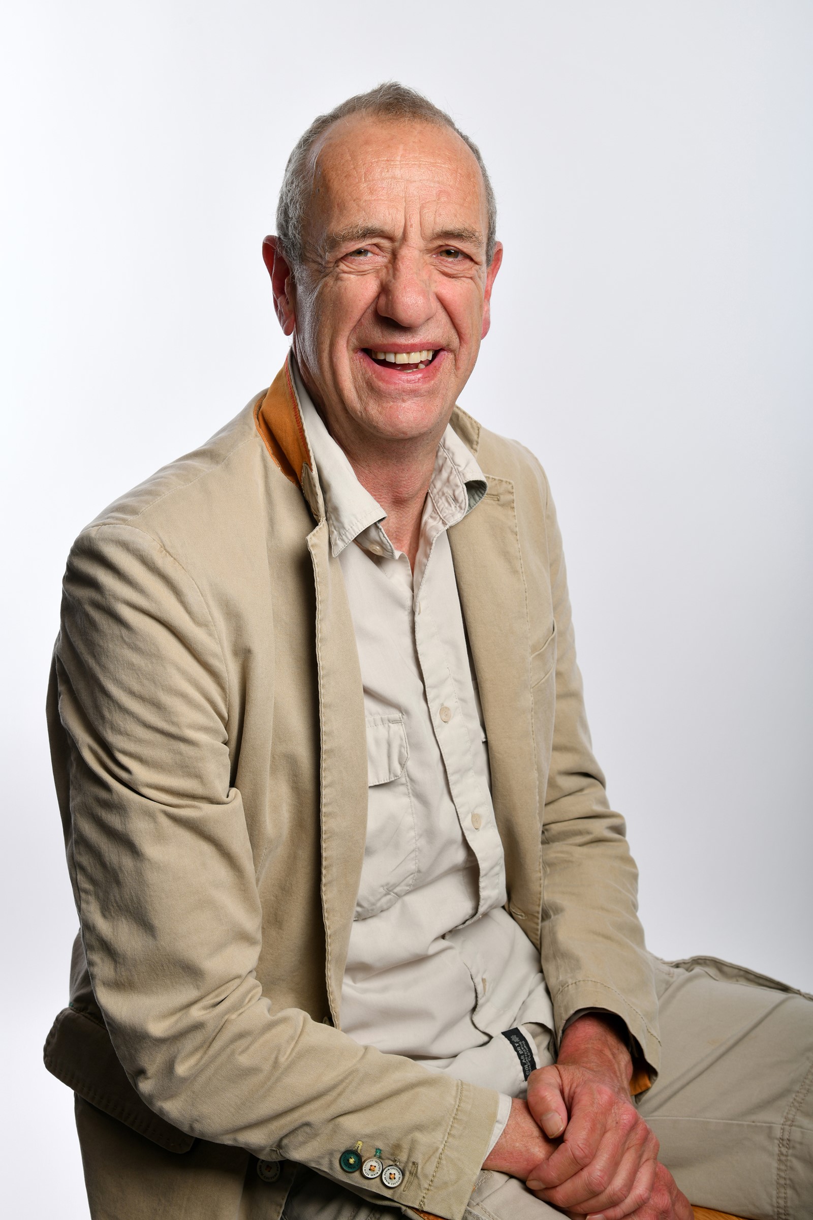 c4a9a2a7-5089-4fda-94fb-e1f1e971990a-Arthur Smith_0310_photo by steve ullathorne (1).jpg