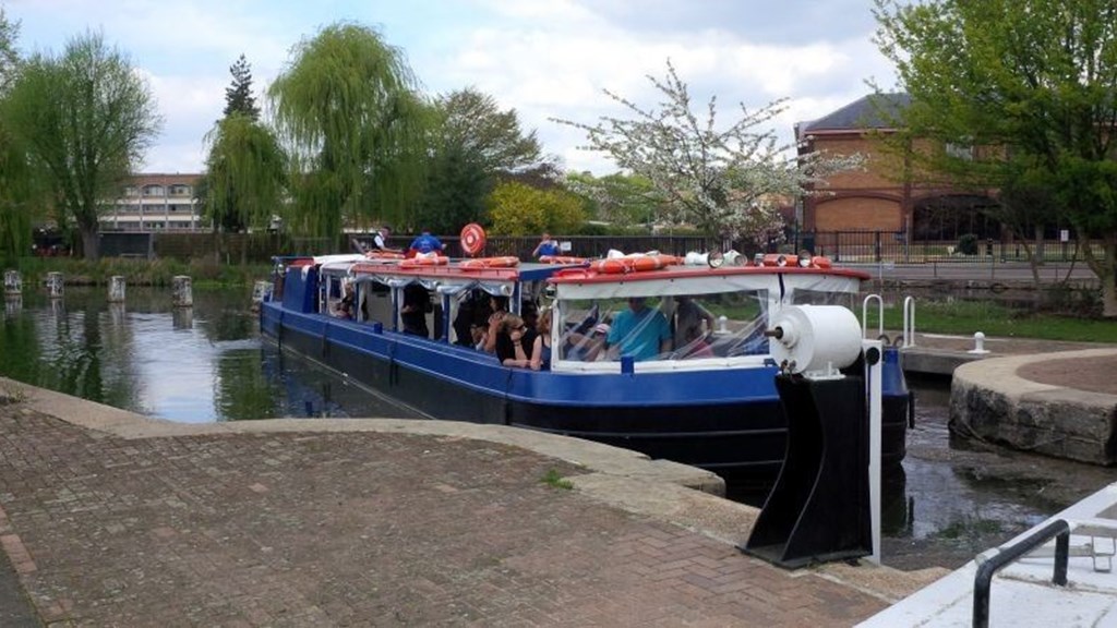 Ware & Hertford Waterbus 1.jpg