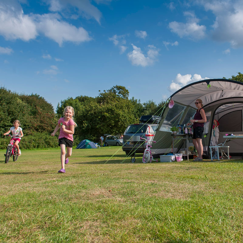Hertford Camping & Caravanning 800X800