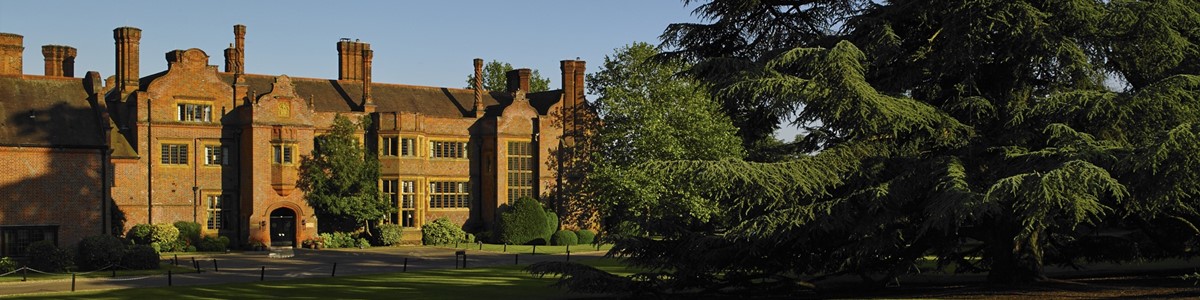 22086652_Hanbury_Manor_Exterior resized.jpg (1)