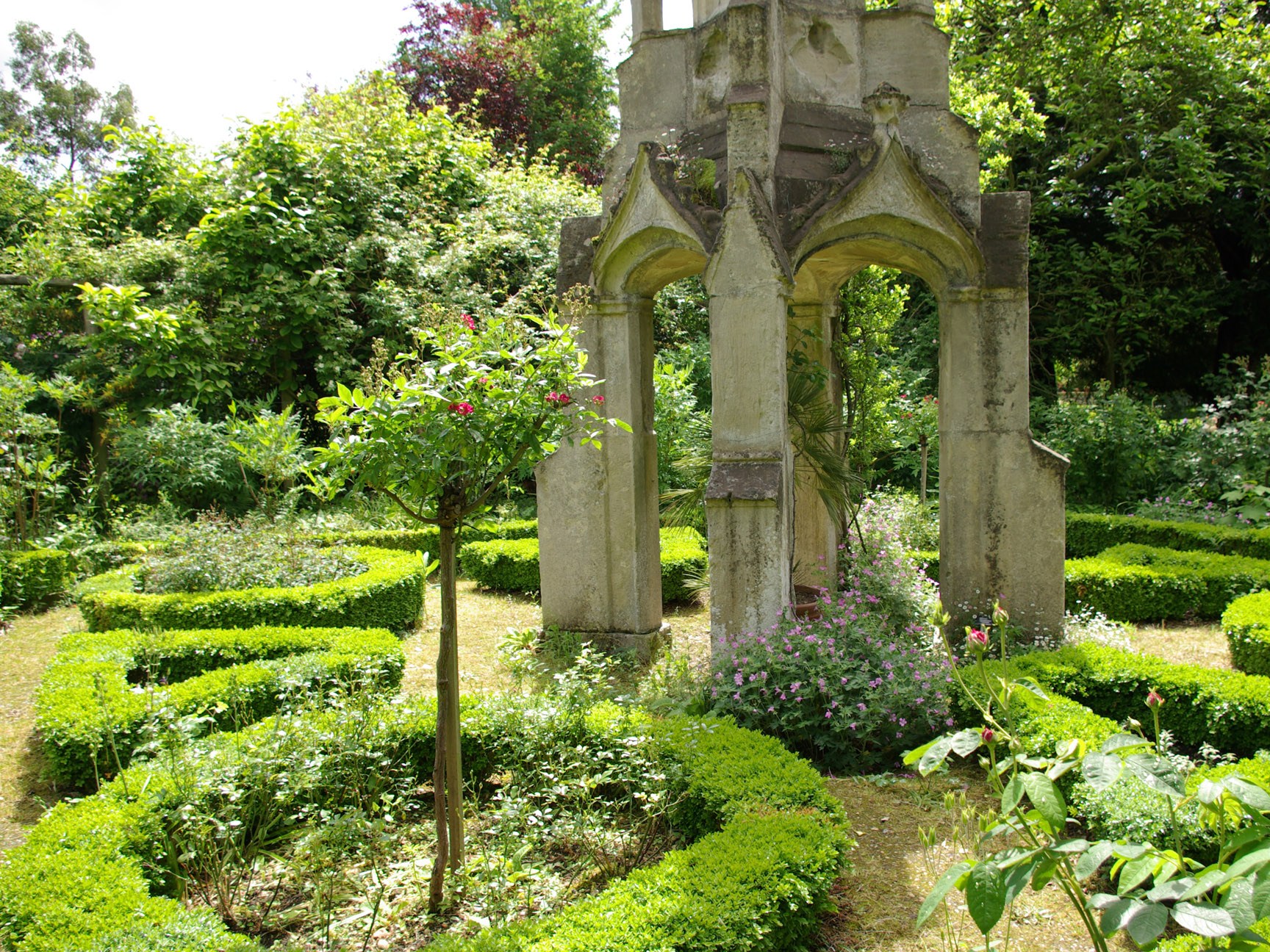 gardens to visit hertfordshire