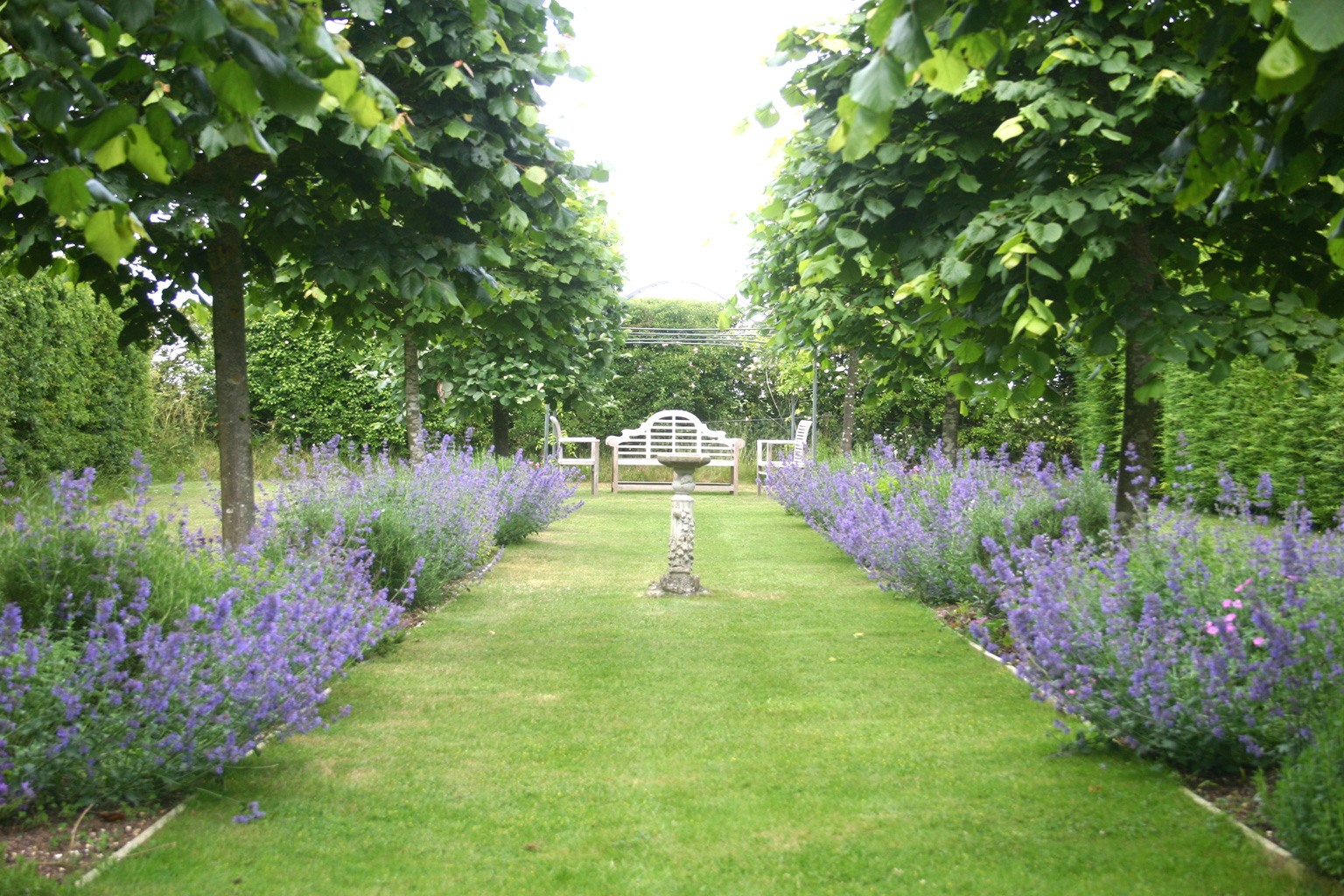 gardens to visit hertfordshire
